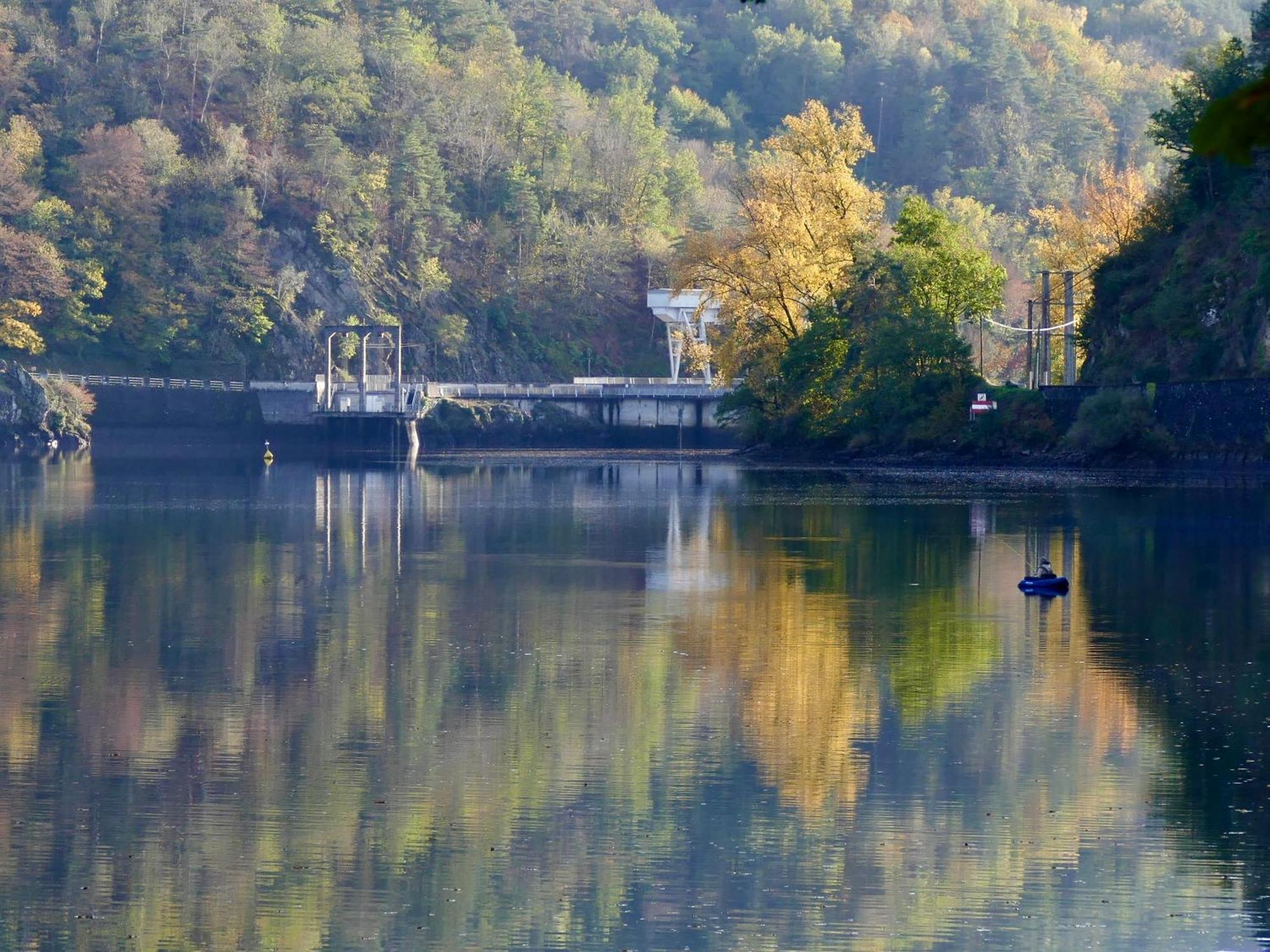 *A Setting Between Dordogne And Swimming Pool* Lejlighed Argentat Eksteriør billede